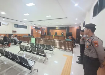 Polres Majene Lakukan Pengamanan Ketat Sidang Putusan Kasus Penganiayaan Berat di Pengadilan Negeri Majene