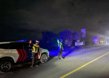 Antisipasi Pelanggaran Lalu Lintas dan Kriminalitas Malam Hari, Satlantas Polres Majene Gelar Patroli Blue Light