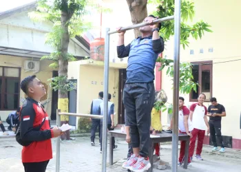 Tingkatkan Kondisi Fisik Personel, Polres Majene Gelar Tes Kesamaptaan Jasmani