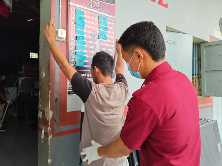 Pemasyarakatan Bersih-bersih, Rutan Kelas IIB Barru Gelar Razia Gabungan dan Tes Urine