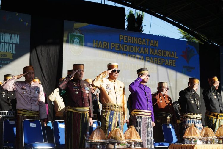 Kapolres Parepare Hadiri Upacara Peringatan Hardiknas 2025, Dukung Terwujudnya Generasi Indonesia Emas