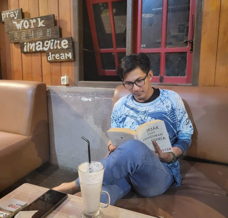 Aktivis Mamasa, Hidayat Toempang, Tegaskan Komitmen Kawal Pembangunan Daerah Kabupaten Mamasa