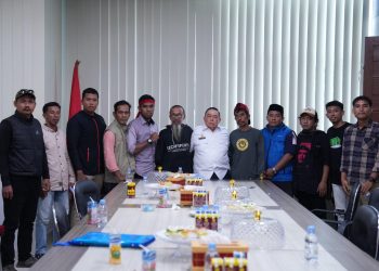 Wagub Sulbar Janji Tinjau Lokasi Tambang Pasir, Massa Aksi Sambut Baik