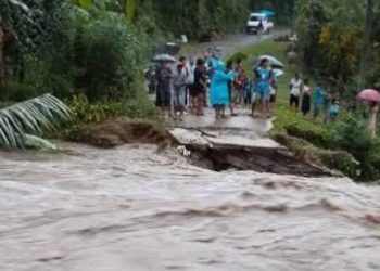 Tanggap Darurat! BPBD Sulbar-Polman Bergerak Cepat Atasi Jembatan Rusak di Matangnga Pascabanjir