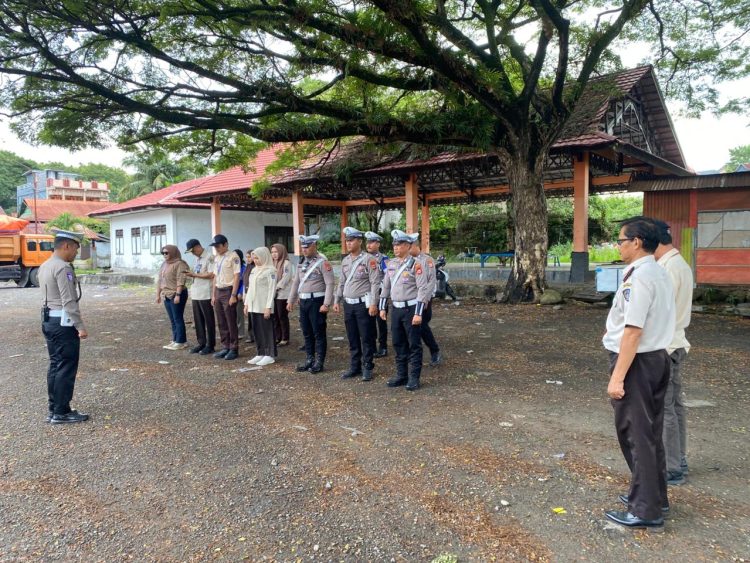 Sat Lantas Polres Parepare Berikan Pendampingan Kepada Dispenda Sulsel, Tertibkan Pajak Kendaraan Bermotor