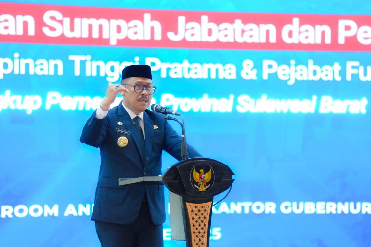 Gubernur Sulbar Lantik 29 Pejabat, SDK Tekankan Integritas dan Keteladanan
