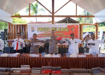 Polda Sulbar Bongkar Peredaran Ribuan Rokok Ilegal, Belasan Merek Rokok Disita