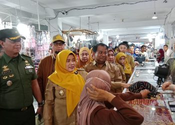 Pemkab Sidrap Tinjau Pasar Rappang, Pantau Harga Jelang Iduladha