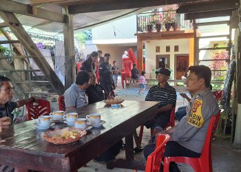 Antisipasi Premanisme, Bhabinkamtibmas Polres Tator aktif Sambangi Warga Dan Berikan Imbauan Kamtibmas