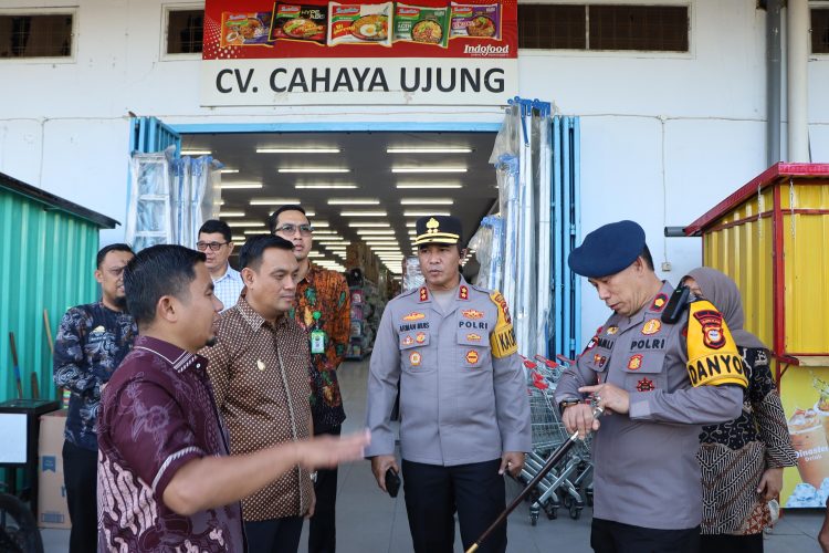 Wali Kota Parepare Tasming Hamid dan Wakilnya Pantau Harga Kebutuhan Pokok Jelang Idul Adha