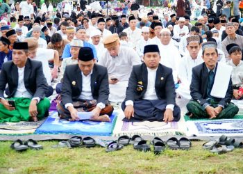 Wali Kota dan Warga Parepare Khusyuk Laksanakan Salat Idul Adha di Lapangan Andi Makkasau