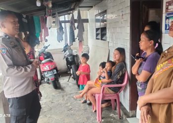 Door to Door, Polisi Di Parepare Ajak Ibu Rumah Tangga Cegah Premanisme dari Lingkungan Keluarga