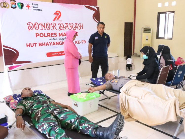 Polres Majene Gelar Donor Darah Sambut Hari Bhayangkara ke-79