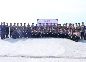 Upacara Tabur Bunga di Pelabuhan Passarang, Polres Majene Kenang Jasa Pahlawan di Hari Bhayangkara ke-79