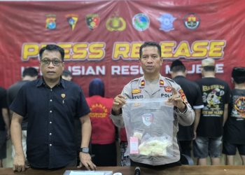 Berhasil Amankan 9 Tersangka Penyalahguna Obat Terlarang, Satresnarkoba Polres Majene Gelar Press Release Bersama Media