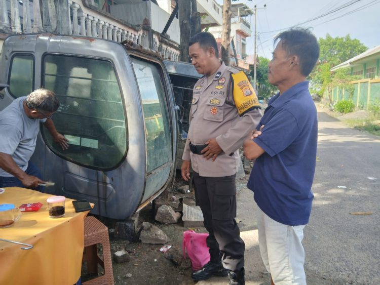 Jalin Silaturahmi, Bhabinkamtibmas Polsek Ujung Imbau Warga Hati – Hati Terhadap Segala Bentuk Ancaman Tindak Pidana