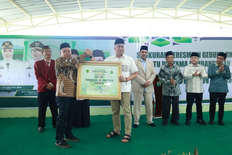 Wabup Barru: Kabupaten Barru Tempat Terbaik Untuk Investasi Akhirat