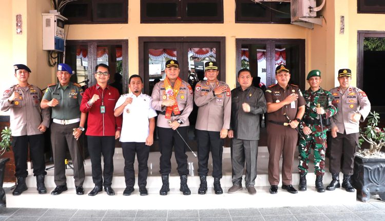 Wali Kota Parepare Sambut Hangat Kapolres Baru AKBP Indra Waspada Yuda