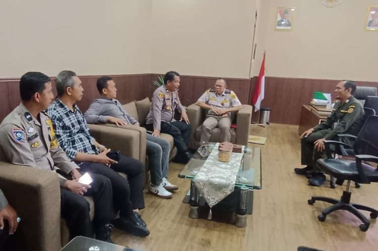 Pererat Sinergi, Kapolsek KPN Kunjungi Kantor Karantina Indonesia dan KSOP Kelas III Parepare