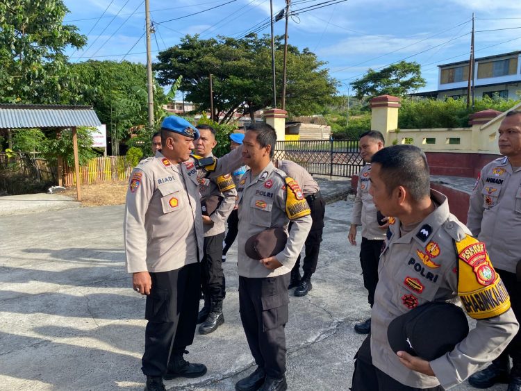 Seksi Propam Polres Majene Gelar Gaktiblin di Polsek Banggae, Tekankan Disiplin dan Profesionalisme