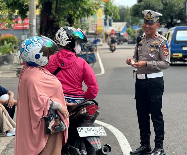 Hari ke-9 Ops Patuh Pallawa 2025, Sat Lantas Polres Parepare Layangkan 15 Tilang dan 32 Teguran