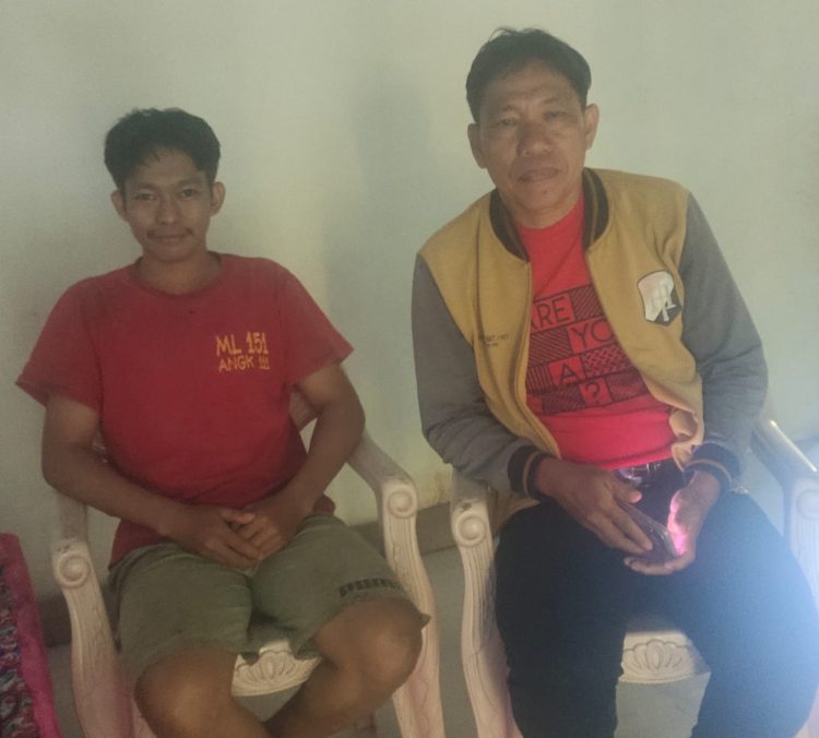 Ketua IJS Majene Jenguk Anggota yang Sakit di Betteng, Pamboang