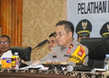 Wakapolres Parepare Beri Pembekalan Calon Paskibraka 2025 di Barugae Rujab Wali Kota