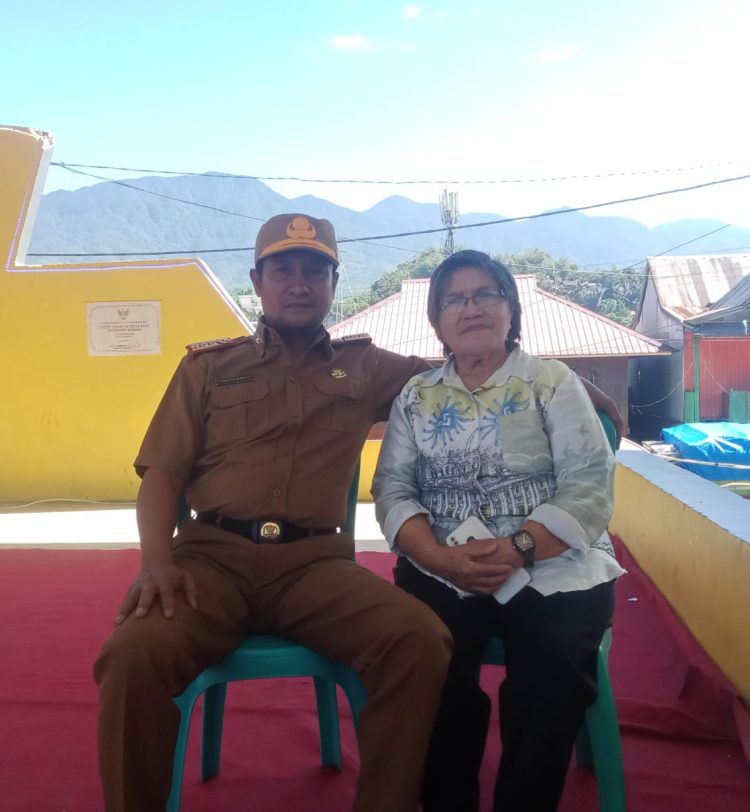 Dari Mantan Kadis ke Panggung Budaya, Juliana Pelupessi Kembali untuk Keluarga