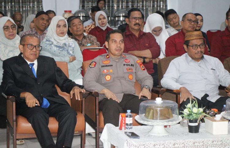 Waka Polres Parepare Hadiri Pelantikan Rektor Institut Ilmu Sosial dan Bisnis Andi Sapada Periode 2025–2029