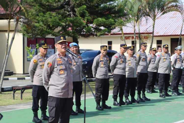 Wujudkan Polisi Humanis, Waka Polda Sulbar Kunjungi Polres Mamasa dan Beri Arahan Tegas