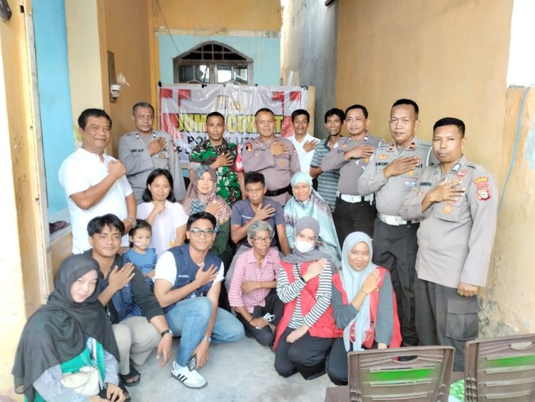 Polsek Ujung Temui Warga Jalan Jambu di Jumat Curhat, Bahas Hukum Hingga Isu SIM Seumur Hidup