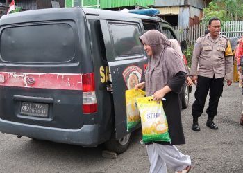 Antusias Tinggi, Gerakan Pangan Murah Polres Parepare Diserbu Warga