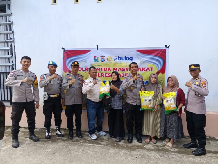 Bantu Warga Dapatkan Beras Terjangkau, Polres Majene Gelar Gerakan Pangan Murah