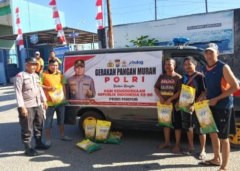 Lagi, Polsek KPN Polres Parepare Salurkan 130 Sak Beras SPHP Lewat Pelayanan Mobile di Dua Kecamatan