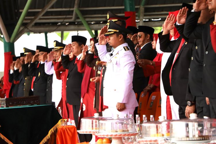 Tasming Hamid Ajak Warga Parepare Bahu-Membahu Bangun Negeri di Hari Kemerdekaan