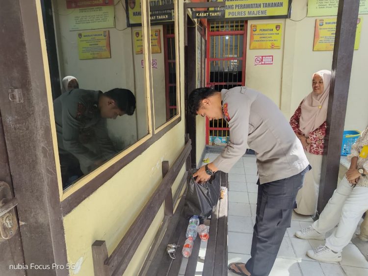 Satuan Tahti Polres Majene, Maksimalkan Kegiatan Besuk Tahanan Berjalan Aman dan Tertib