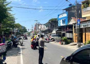 Penggelaran Personil Sat Lantas Disiang Hari, Tugas Rutin Jaga Keselamatan Berkendara