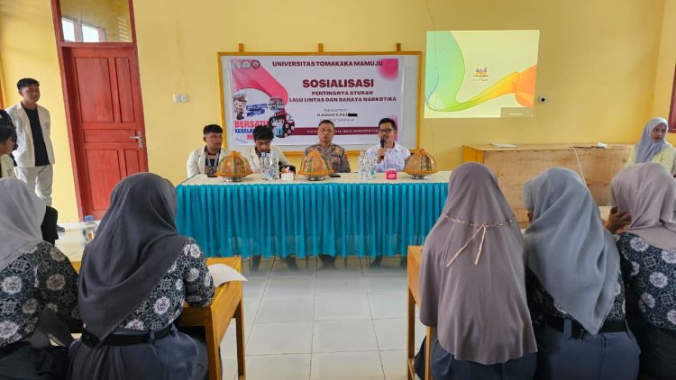 Kapolsek Sendana Berikan Sosialisasi Tertib Lalu Lintas dan Bahaya Narkoba di SMAN 1 Sendana