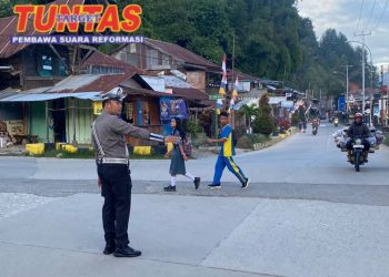 Cegah Kemacetan, Sat Lantas Polres Mamasa Gelar Ambang Gangguan Pagi di Titik Rawan