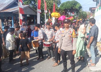Personel Polsek Banggae Amankan Kegiatan Pissawe To Tamma Saat Peringatan Maulid Nabi di Salabose