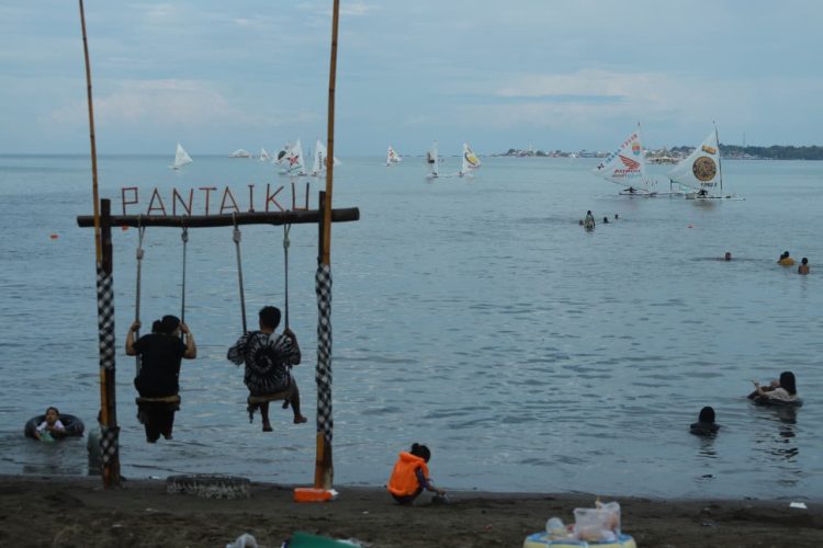 Car Free Day Parepare Semarak dengan Lomba Sandeq dan Ragam Hiburan di PantaiKu