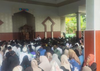 Wagub Sulbar Hadiri Pemakaman Ulama Kharismatik KH Hasan Usi