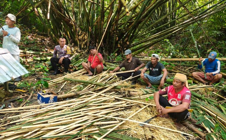 Sambang Kamtibmas, Begini Imbauan Bhabinkamtibmas Polsek Banggae Kepada Warga Buttu