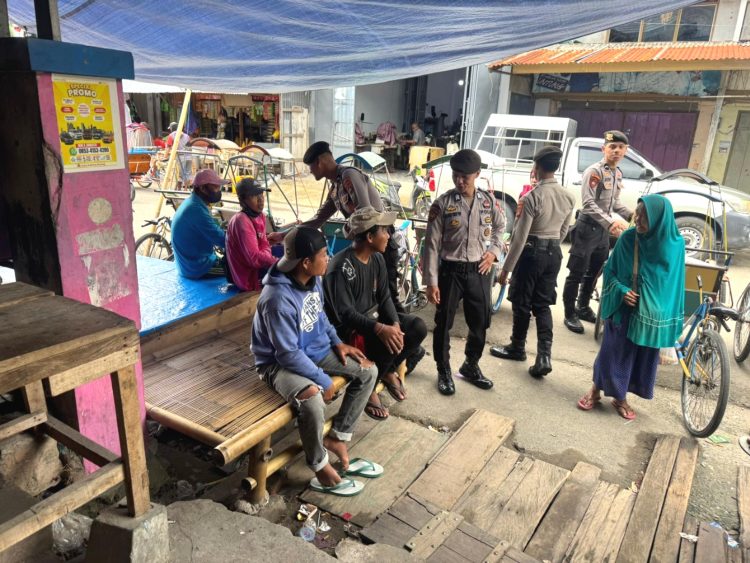 Polres Majene Intensifkan Patroli Dialogis di Pusat Keramaian, Antisipasi Kriminalitas Jalanan dan Premanisme