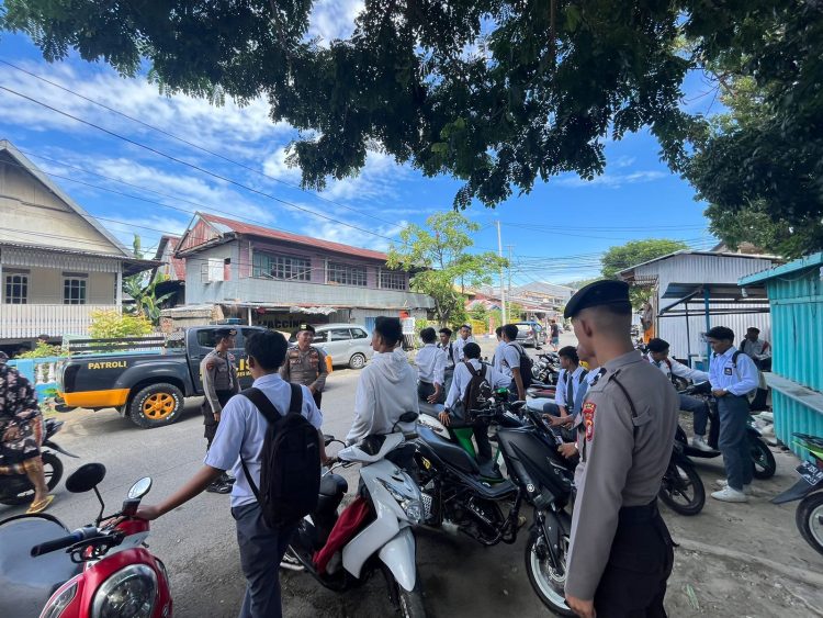 Samapta Polres Majene Gencarkan Patroli Dialogis Cegah Gangguan Kamtibmas