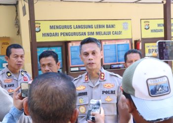 Ribuan Calon PPPK Padati Polres Majene Urus SKCK, Kapolres Turun Langsung Pantau Pelayanan