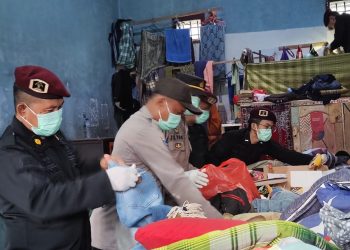 Rutan Kelas IIB Barru Gelar Penggeledahan Gabungan Dalam Rangka Deteksi Dini Gangguan Keamanan