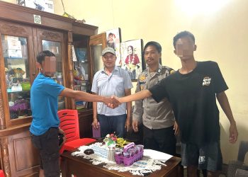 Bhabinkamtibmas Polsek Banggae Berhasil Mendamaikan Dua Warga yang Bertikai Melalui Mediasi Problem Solving