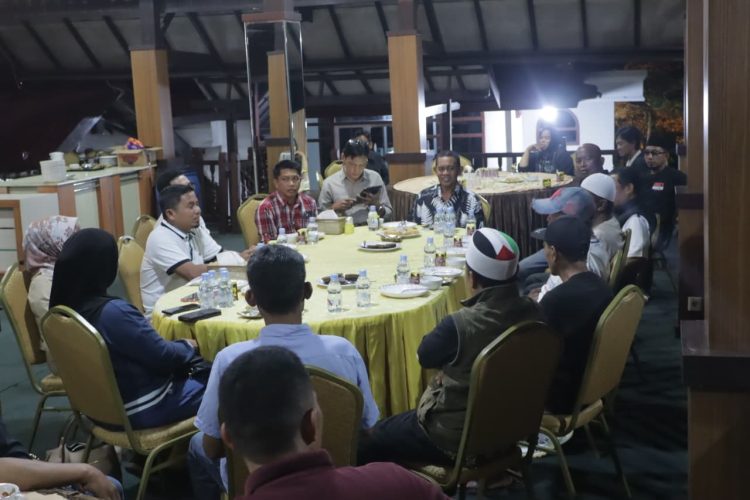 Wali Kota Parepare Tasming Hamid Jamu Pedagang Pasar Lakessi, Bahas Penataan dan Relokasi