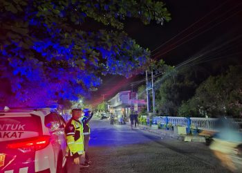 Patroli Blue Light Satlantas Polres Majene Wujudkan Kamseltibcar Lantas di Malam Hari